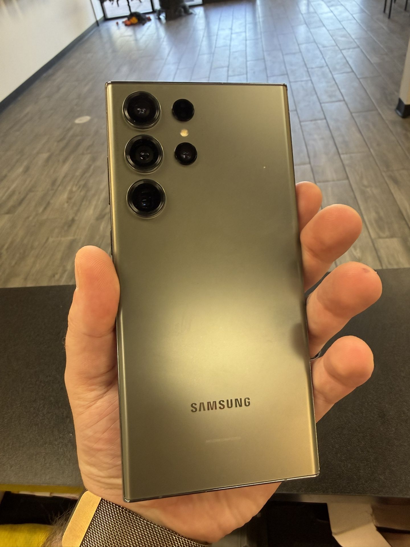 Samsung Galaxy S23 Ultra 512gb Green Unlocked