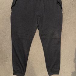 Big Men’s 5X Sweatpants/Joggers! Buy More Than 1 Item & I Will Give You A Deal! Make Me A Reasonable Offer!!