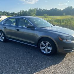 14 Volkswagen Passat 