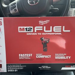 BrandNew impact drill with charger and battery and carry bag