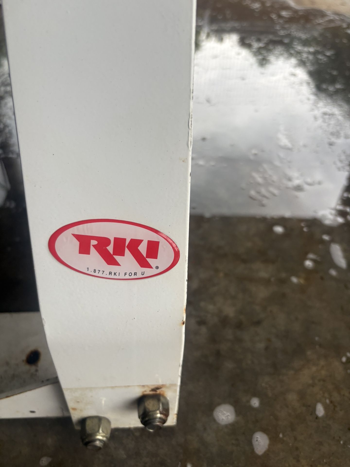 RKI Headache Rack