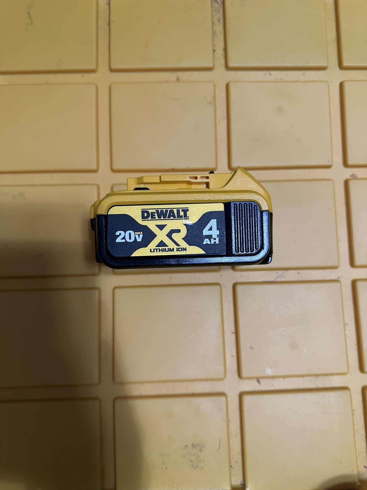 Dewalt Brand New 20v Max Battery 4ah $55