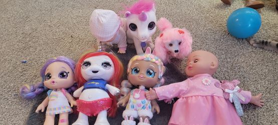 Bundle Dolls And Pets Like New