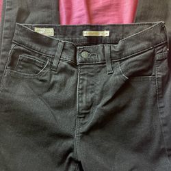 black levi’s jeans