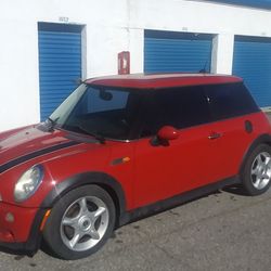 05 Mini Cooper $2000