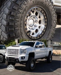 Lift kit, Wheels and Nitto Tires Available For GMC 2500HD / DM For quotes !!