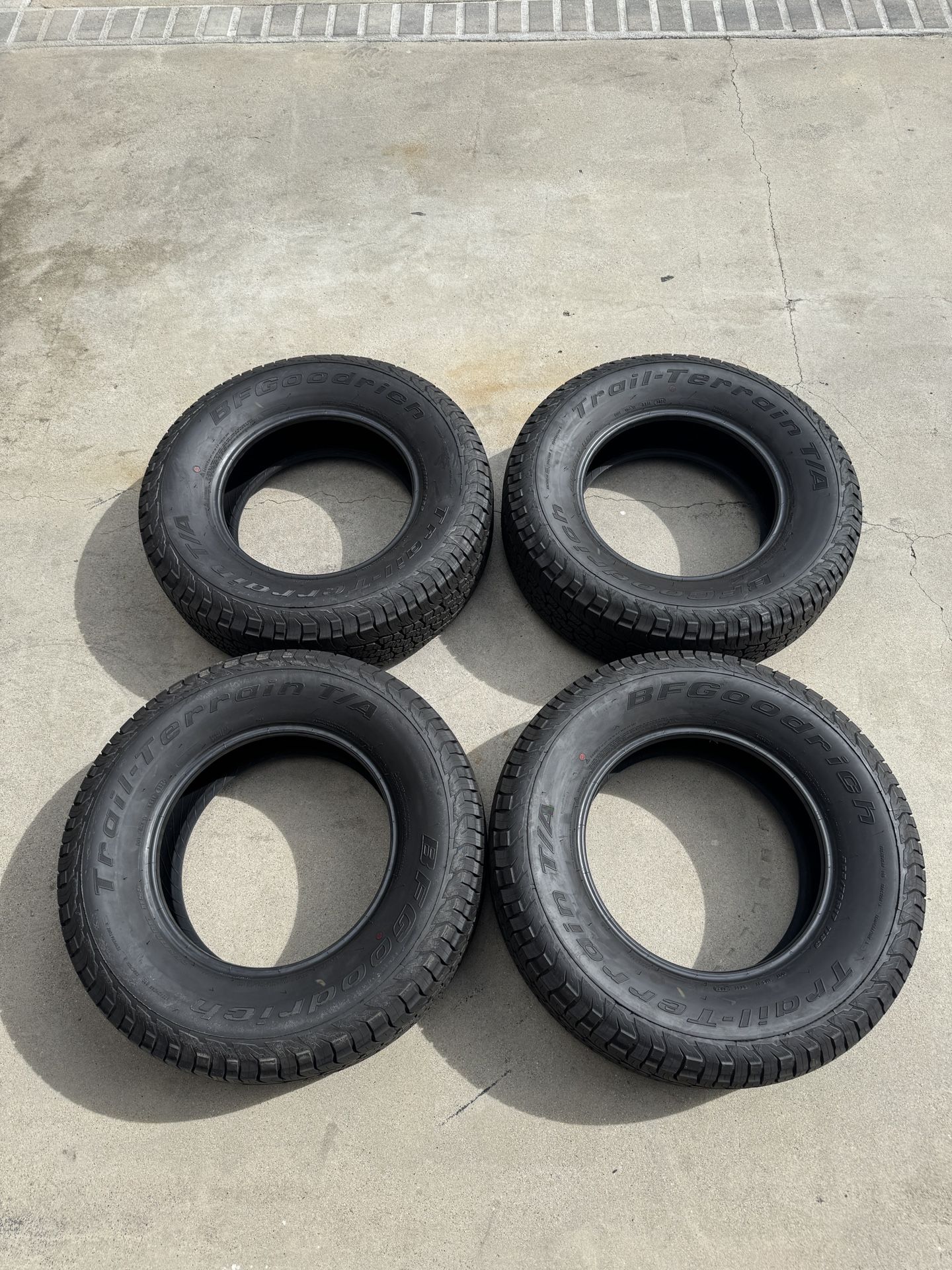 BF Goodrich Trail Terrain T/A 265/70/17
