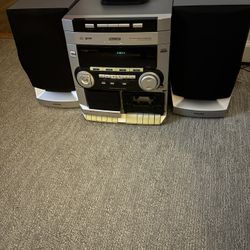 Phillips FW-10C Mini Stereo System 3 CD Changer w/ 2 Speakers