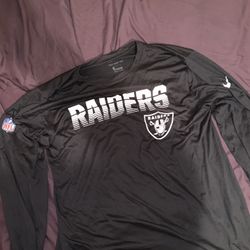 Raiders Nike Long sleeve T-shirt 40$ Or Best Off
