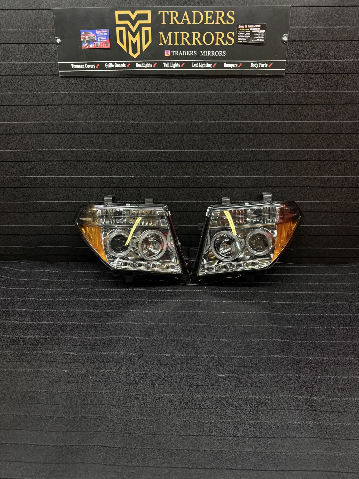 2005 - 2008 Nissan Frontier Headlights Smoke NEW