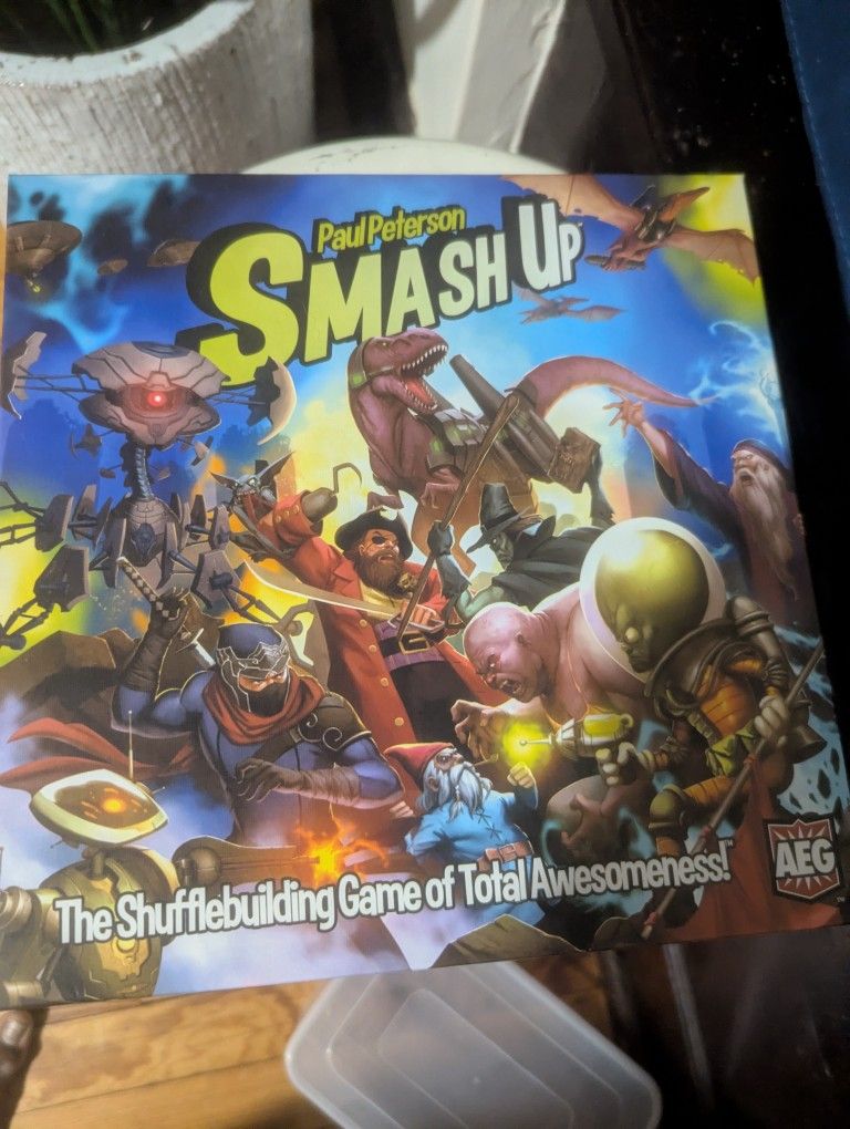 Smash Up Board Game