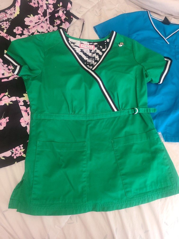 Koi Scrubs Small