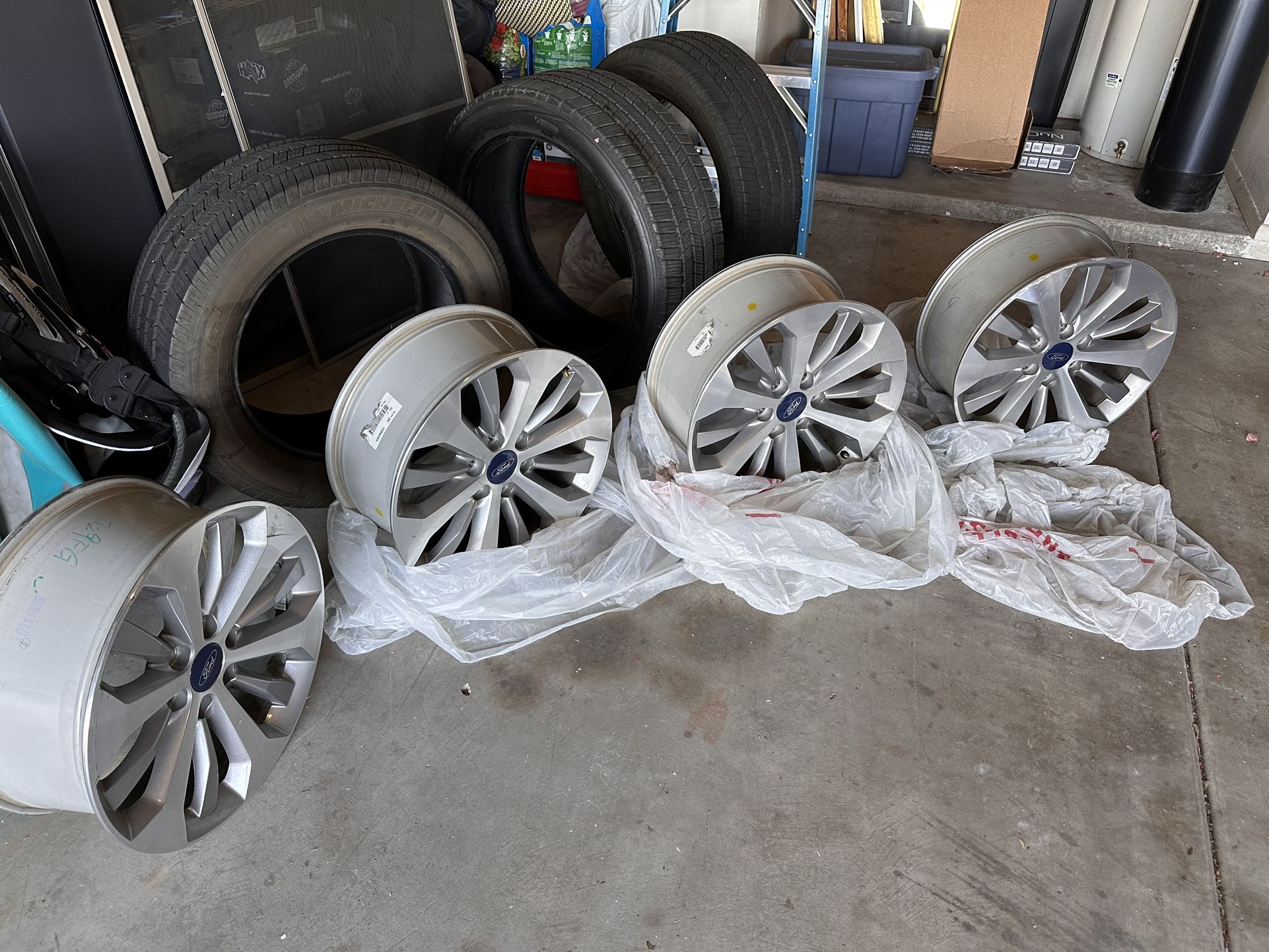 4 Stock Ford 20” Wheels + 3 Used 275/55R20 Tires – Mesa, AZ for Sale in ...