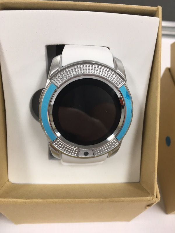 Smart watch comparable to Apple Watch