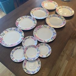 Set of 12 - China Pearl Stoneware Floral design Dinnerware plates (5-6.5”) & (7-10.5”) 