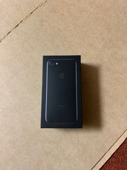 iPhone 7 box
