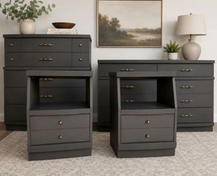 Vintage MCM 1950s Bassett four-piece bedroom in Urbane bronze