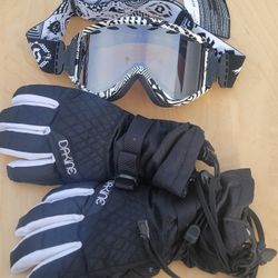 Snow Gear SCOTT Goggles AND DAKINE GLOVES