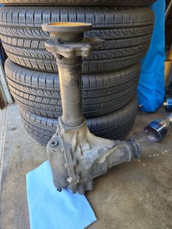 Nissan Pathfinder/Infiniti QX4 Front Differetial OEM