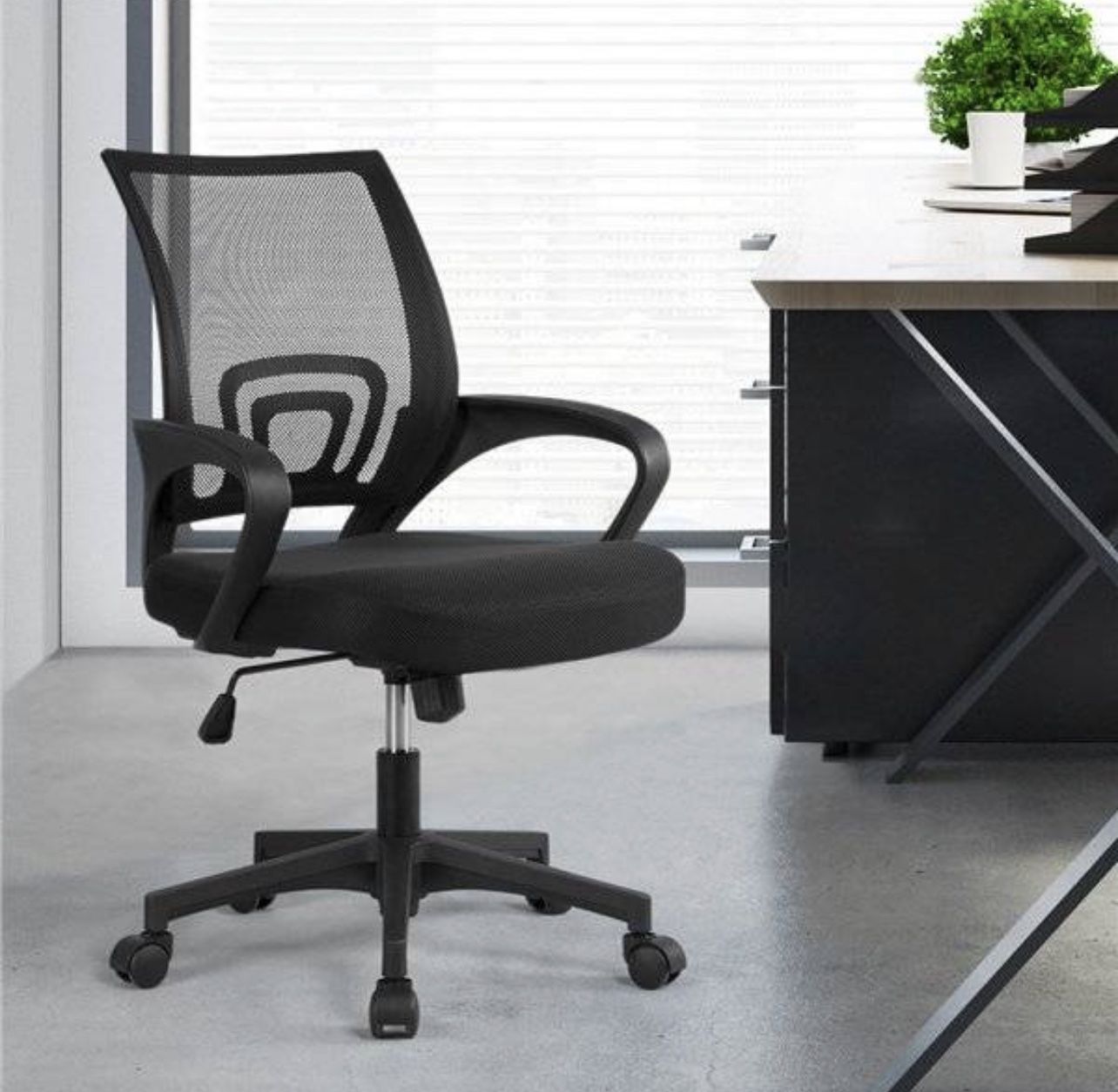 Black office desk chair - black - New