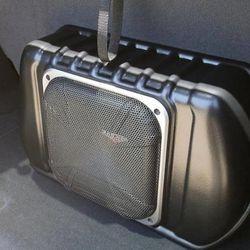 $50 !!! KICKER  10" Subwoofer Dual 2ohm voice coil 400 watt rms 800w peak 