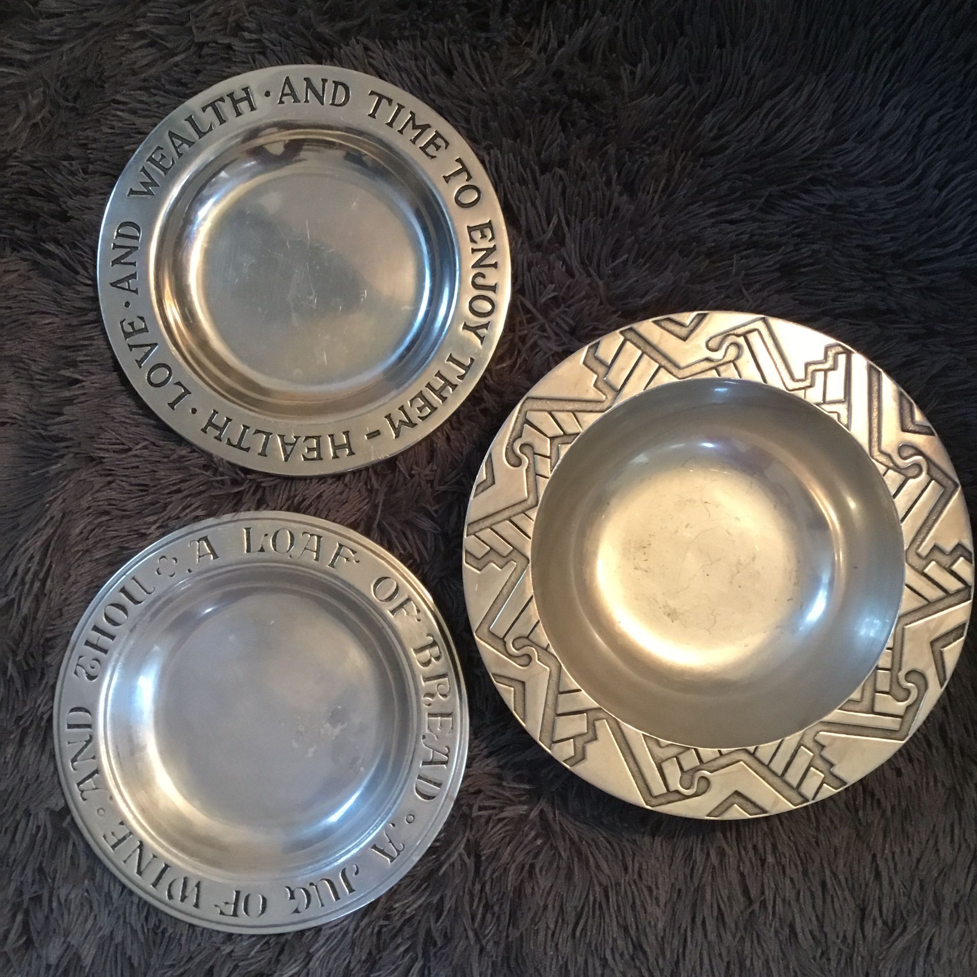 Winton pewter bowls (3)