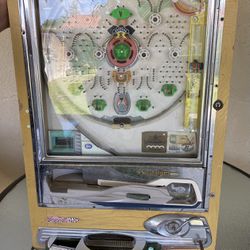 Vintage Pachinko Pinball Machine 