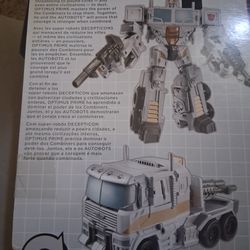 White optimus prime from combiner wars