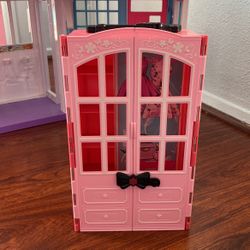Barbie Closet