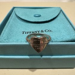 Return To Tiffany & Co Classic Heart Shaped Ring 