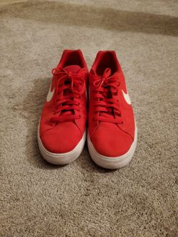 Nike Court Tour Size 11