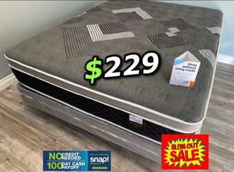 King Size 12in Oasis Thermal Comfort Europillow Top Mattress