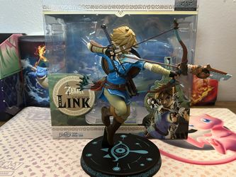 The Legend of Zelda: Breath of the Wild Link Figure
