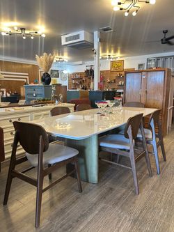 NEW Dining Chairs / Set of 6 / MCM Style!
