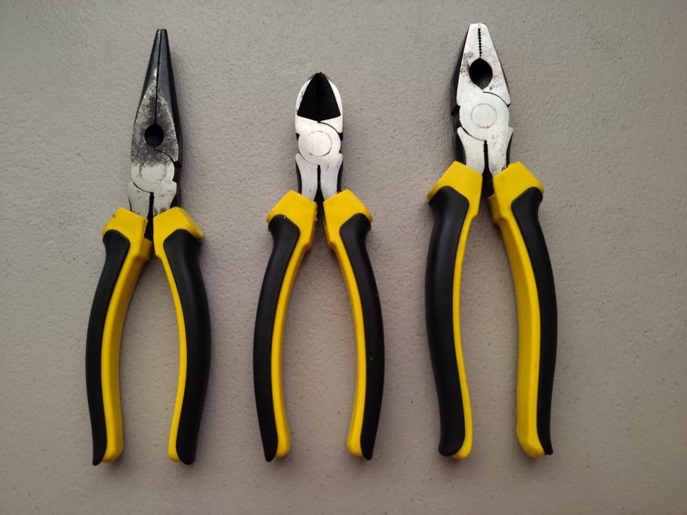 Pittsburgh 3 Piece High Voltage Electrician's Pliers