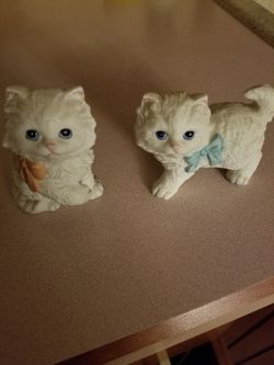 Homco cats figurines