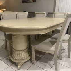 Dining Table - NEED GONE TODAY