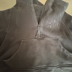 Lululemon Crop Hoodie - Size 4