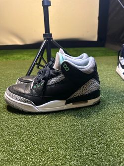 Jordan 3 size 9