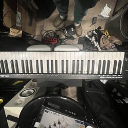 MIDI keyboards 