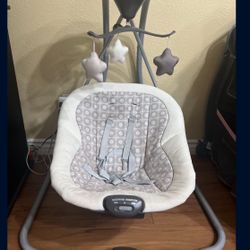 Battery Operated  Graco Baby Swing Mercedora columpio