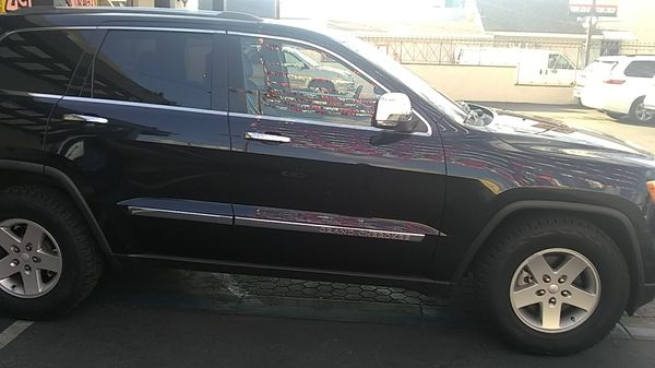 2011 Jeep Grand Cherokee Limited Leather Interior Black