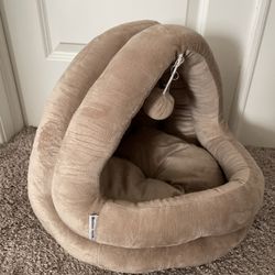 soft plush cat bed
