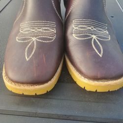 Boots For Man Size 9