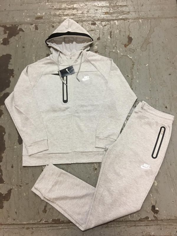 nike jogging suits men's on sale