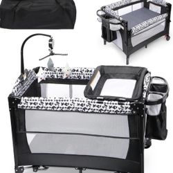 Pack-n-Play with 2 sheets