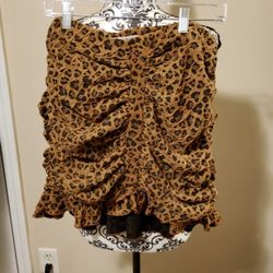 Perfectly Priscilla Animal Print Skirt Size Large

