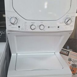 GE
3.8 cu. ft. Washer 5.9 cu. ft. Electric Dryer Combo in White