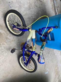 Hot Wheels Kids Bike
