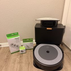 Roomba j7+ Vacuum + Mop